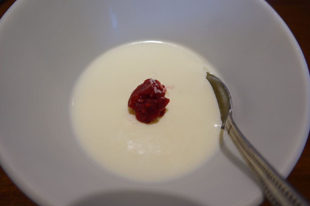 ե