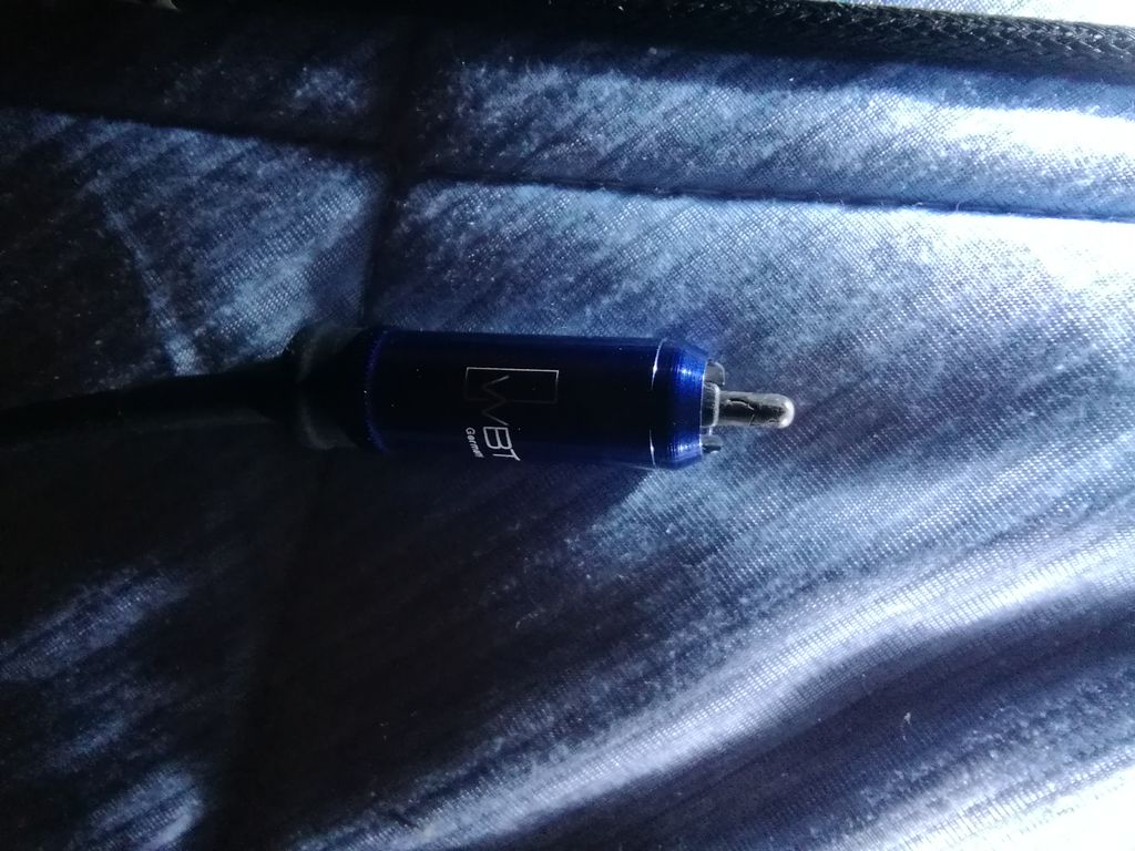 ե